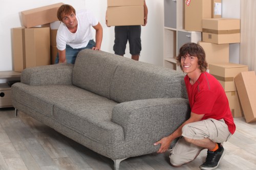 Cubic-yard storage rate example for local property move